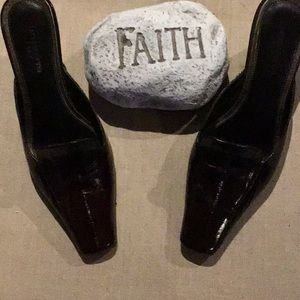 Liz Claiborne brown heels